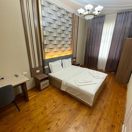 Art Garden Hotel Tashkent Esterno foto
