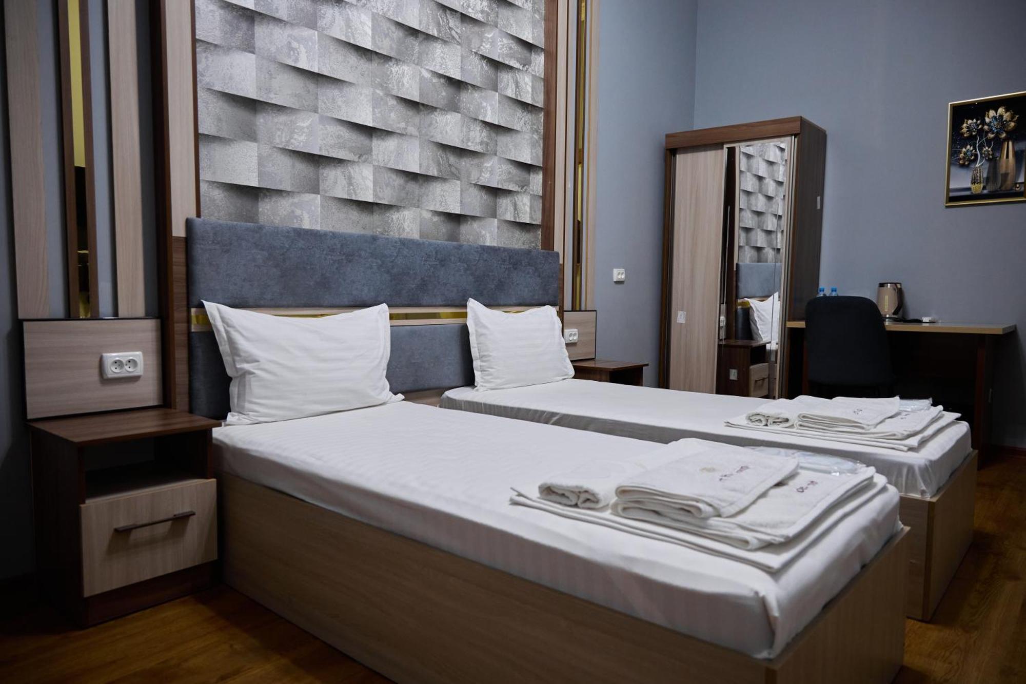 Art Garden Hotel Tashkent Esterno foto